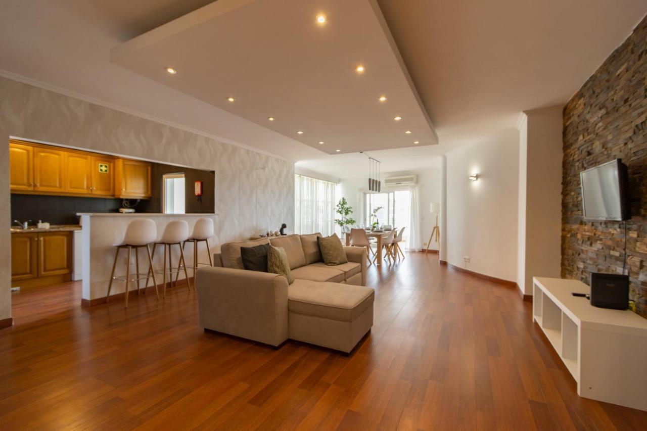 Spaceful Apartment In Albufeira Dış mekan fotoğraf