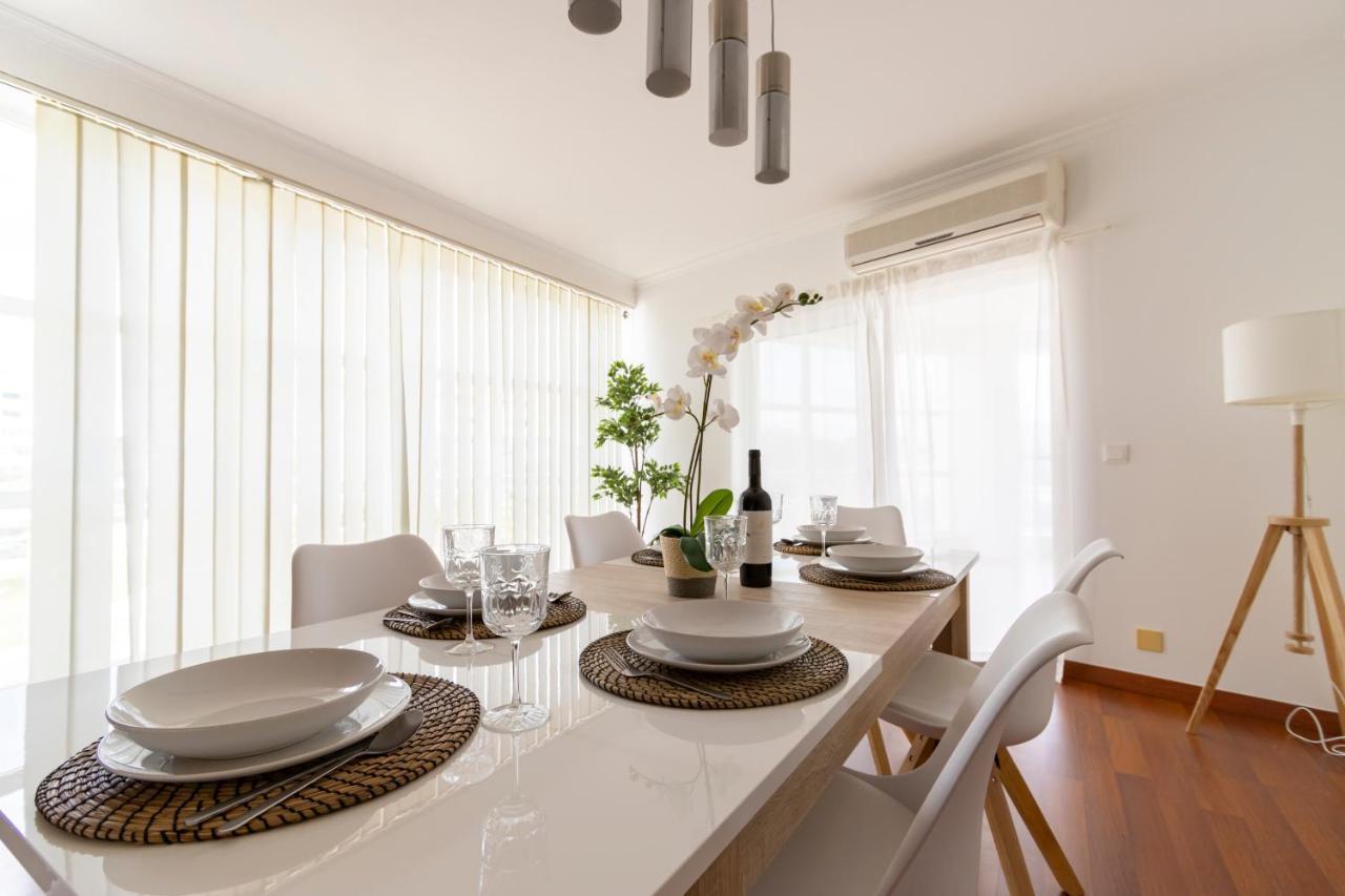 Spaceful Apartment In Albufeira Dış mekan fotoğraf