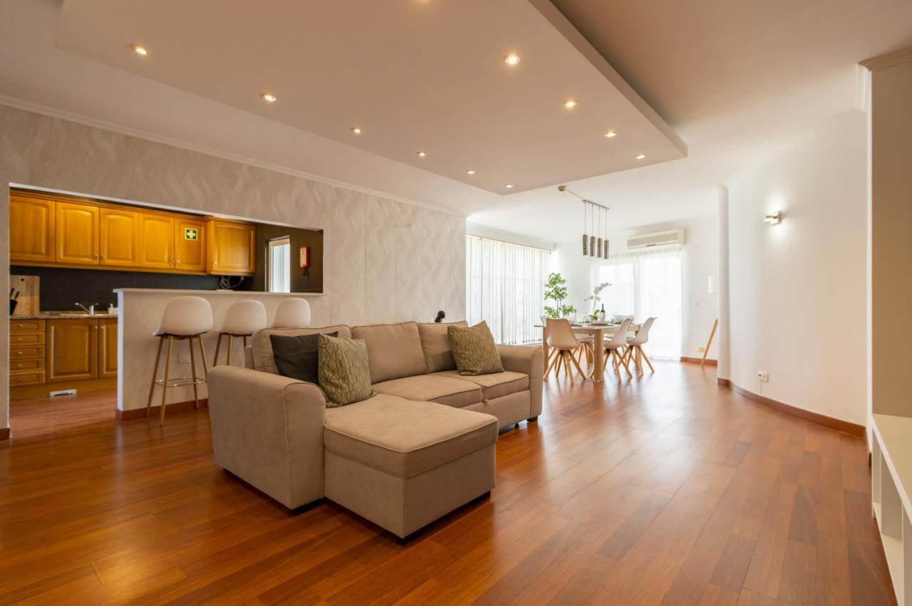 Spaceful Apartment In Albufeira Dış mekan fotoğraf